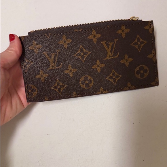 LV Monogram Felicie Wallet Zippered Insert - Picture 3 of 6